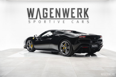 Ferrari 296 Gebrauchtwagen