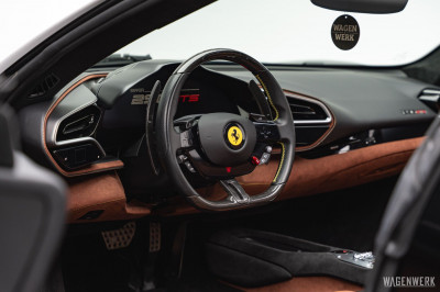 Ferrari 296 Gebrauchtwagen