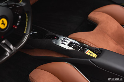 Ferrari 296 Gebrauchtwagen
