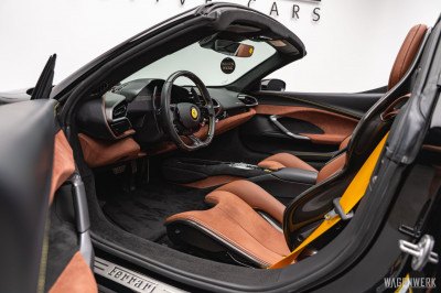 Ferrari 296 Gebrauchtwagen
