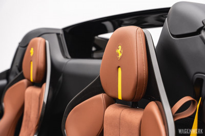 Ferrari 296 Gebrauchtwagen