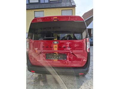 Ford Tourneo Courier Gebrauchtwagen