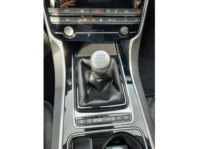 Jaguar XF Gebrauchtwagen