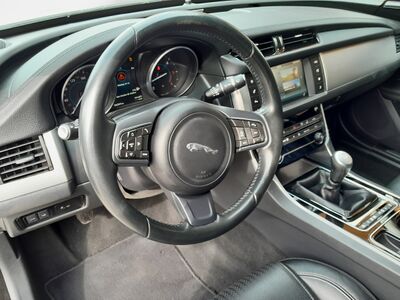 Jaguar XF Gebrauchtwagen