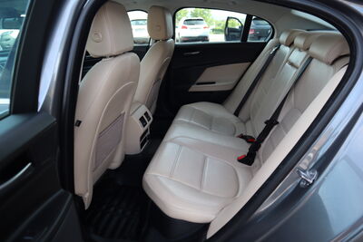 Jaguar XE Gebrauchtwagen Jaguar XE Gebrauchtwagen