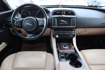 Jaguar XE Gebrauchtwagen Jaguar XE Gebrauchtwagen