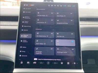 NIO EL6 Vorführwagen