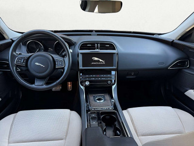 Jaguar XE Gebrauchtwagen