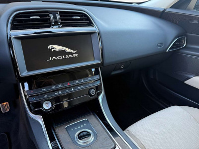 Jaguar XE Gebrauchtwagen