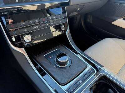 Jaguar XE Gebrauchtwagen