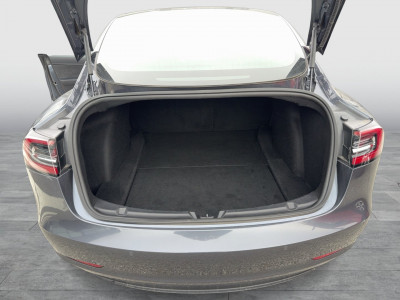 Tesla Model 3 Gebrauchtwagen