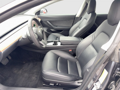 Tesla Model 3 Gebrauchtwagen