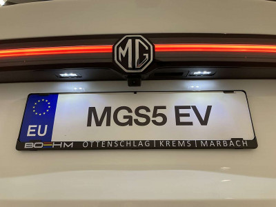 MG MGS5 EV Neuwagen