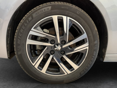 Peugeot 208 Gebrauchtwagen