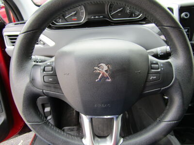 Peugeot 208 Gebrauchtwagen Peugeot 208 Gebrauchtwagen