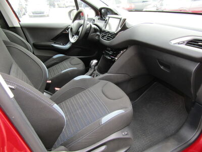 Peugeot 208 Gebrauchtwagen Peugeot 208 Gebrauchtwagen