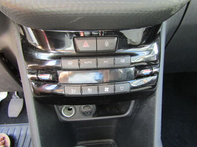 Peugeot 2008 Gebrauchtwagen Peugeot 2008 Gebrauchtwagen