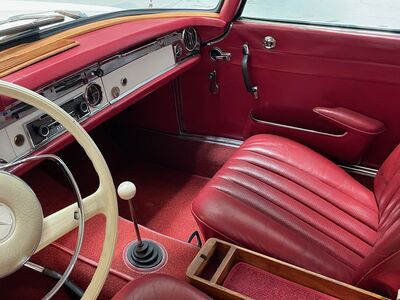 Mercedes-Benz SL Oldtimer Mercedes-Benz SL Oldtimer