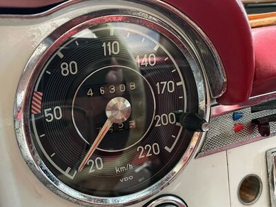 Mercedes-Benz SL Oldtimer Mercedes-Benz SL Oldtimer