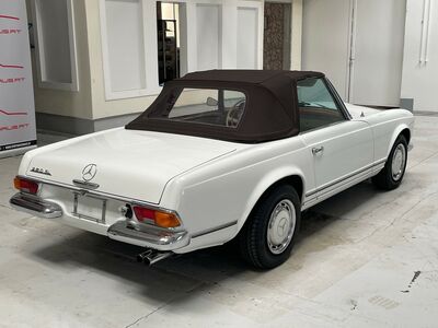 Mercedes-Benz SL Oldtimer Mercedes-Benz SL Oldtimer