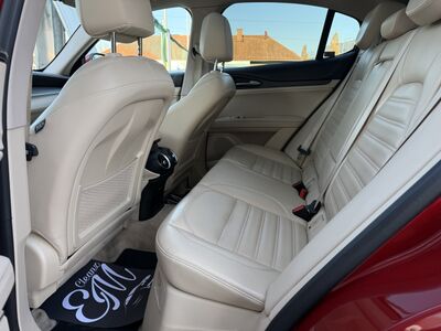 Alfa Romeo Stelvio Gebrauchtwagen