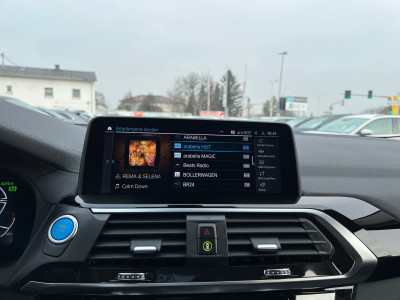 BMW iX3 Gebrauchtwagen