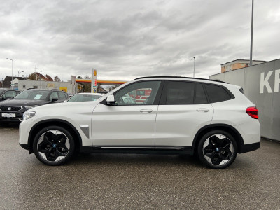 BMW iX3 Gebrauchtwagen