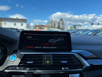 BMW iX3 Gebrauchtwagen