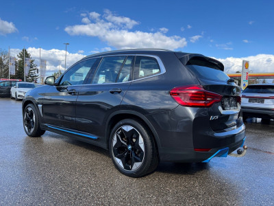 BMW iX3 Gebrauchtwagen