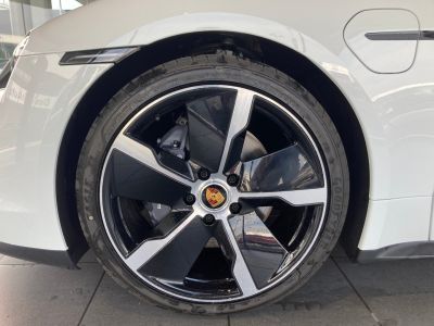 Porsche Taycan Gebrauchtwagen