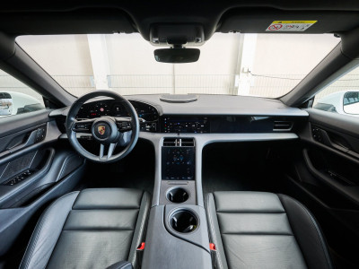 Porsche Taycan Gebrauchtwagen