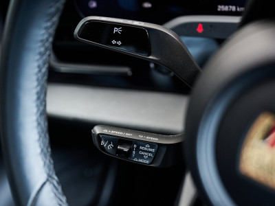 Porsche Taycan Gebrauchtwagen