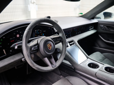 Porsche Taycan Gebrauchtwagen