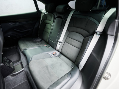 Porsche Taycan Gebrauchtwagen