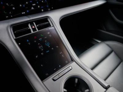 Porsche Taycan Gebrauchtwagen