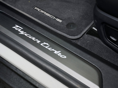 Porsche Taycan Gebrauchtwagen