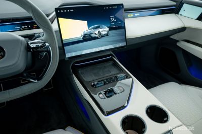 Lotus Emeya Gebrauchtwagen