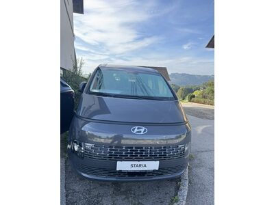 Hyundai Staria Tageszulassung