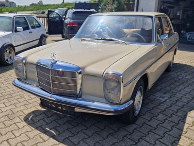 Mercedes-Benz 220 Gebrauchtwagen