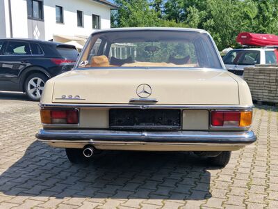 Mercedes-Benz 220 Gebrauchtwagen