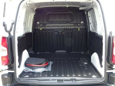 Peugeot Partner Vorführwagen