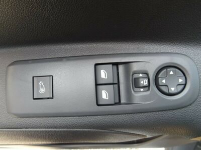 Peugeot Partner Vorführwagen