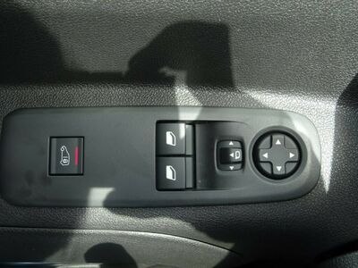 Peugeot Partner Vorführwagen