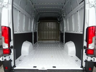 Peugeot Boxer Neuwagen