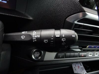 Peugeot Traveller Vorführwagen Peugeot Traveller Vorführwagen