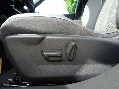 Peugeot 2008 Vorführwagen Peugeot 2008 Vorführwagen