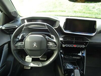 Peugeot 208 Gebrauchtwagen