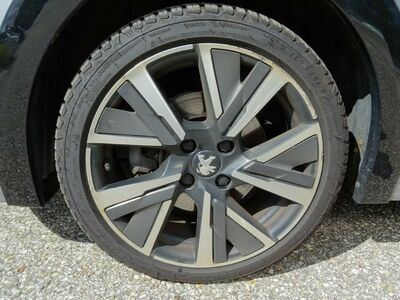 Peugeot 208 Gebrauchtwagen
