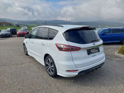 Ford S-MAX Gebrauchtwagen