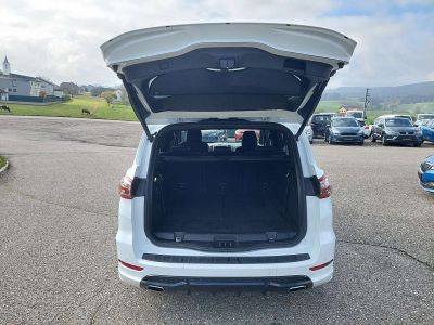 Ford S-MAX Gebrauchtwagen